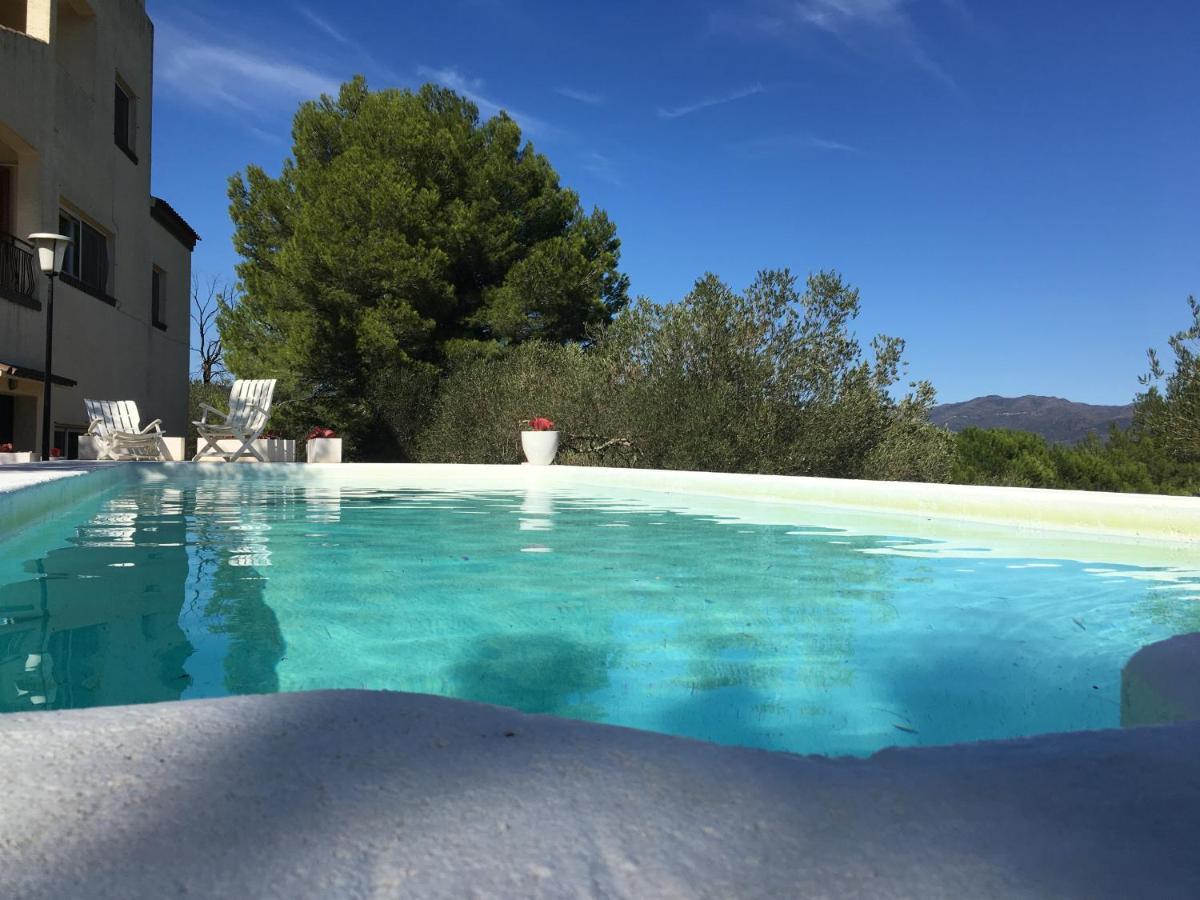 Campo La Carena Villa Garriguella Bagian luar foto